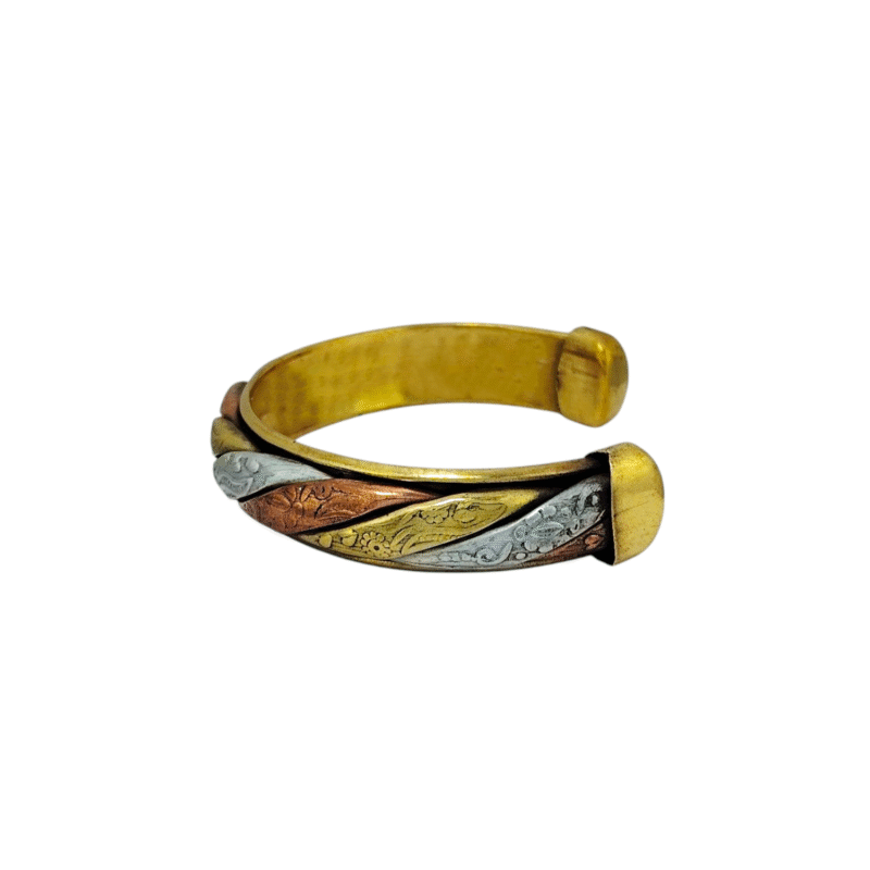 Bracelet en Cuivre Artisanal Touareg – Fabrication Traditionnelle de Tamanrasset Sud de l'Algérie  - Pour Femme – Image 6