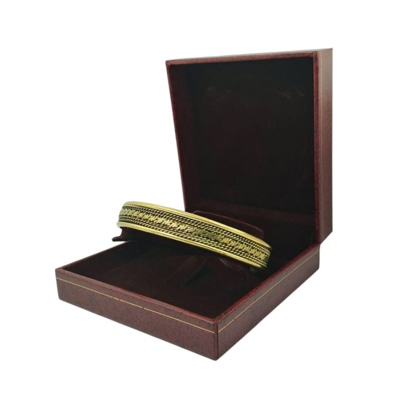 Bracelet Traditionnel 100% en Cuivre fabriquée par les artisans de touareg pour Adulte avec un diamètre de 7 cm – Image 5