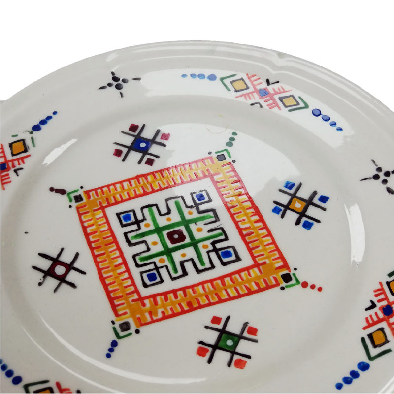 Assiette Décorative Ghardaïa : L'Éclat du Sahara pour Votre Intérieur - Authentique et Haute Finition – Image 4